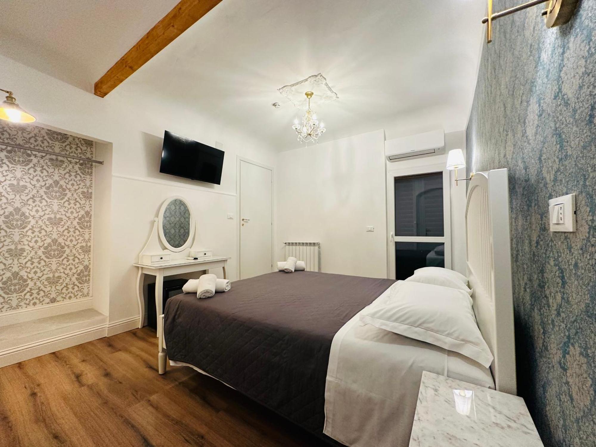 Relais Sampaoli Bed and Breakfast Florence Buitenkant foto