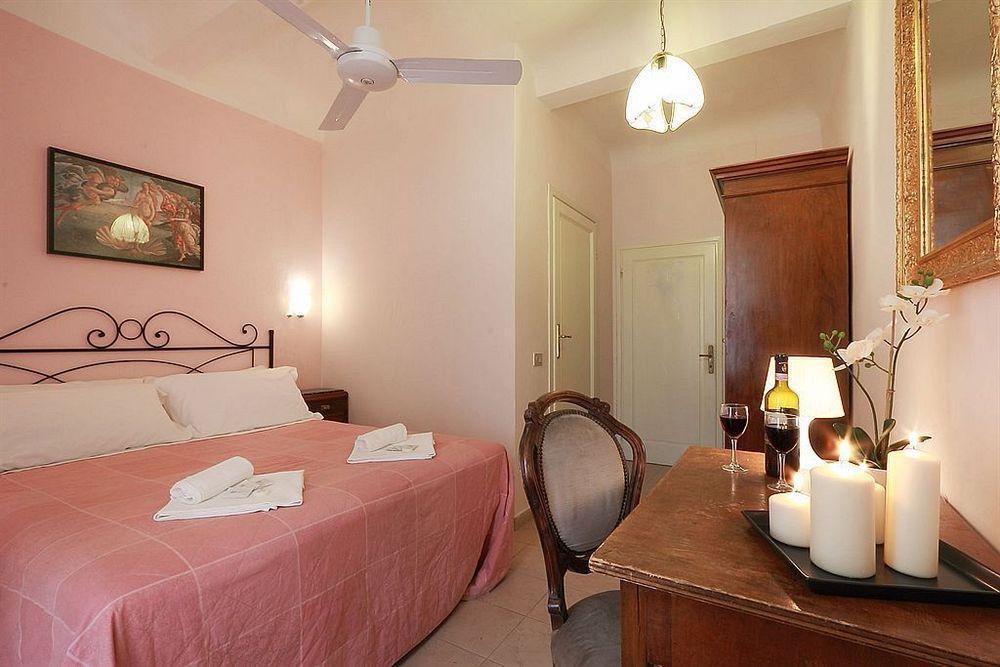 Relais Sampaoli Bed and Breakfast Florence Buitenkant foto