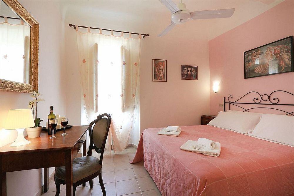 Relais Sampaoli Bed and Breakfast Florence Buitenkant foto